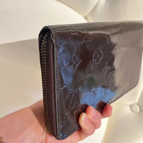 Louis Vuitton Dark Brown Embossed Wallet - Picture 5 of 14